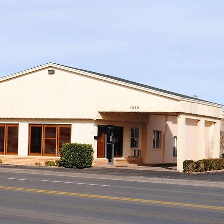 La Vista Inn Clovis Exterior photo